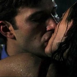 Movie and TV Kisses in the Rain (Video)