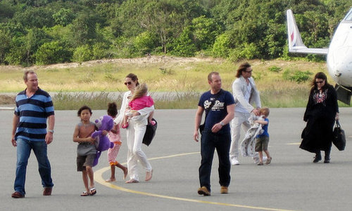 Angelina Jolie and Brad Pitt traveled to Con Dao island in Vietnam with the kids in November 2011.
Angelina Jolie and Brad Pitt traveled to Con Dao island in Vietnam with the kids in November 2011.