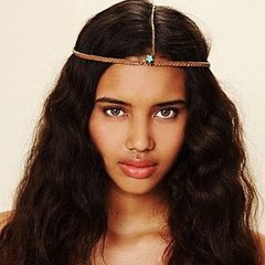 Coachella Beauty Looks and Packing Tips