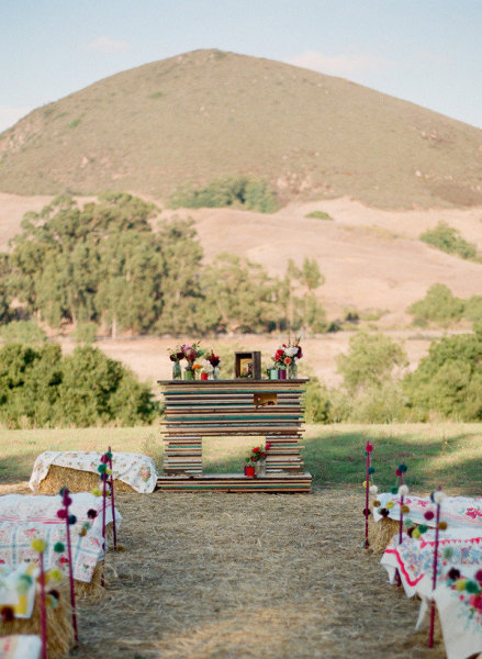 Make any space feel like home with a DIY wooden fireplace lined with mismatched vases and colorful flowers.
Photo by Ryan Ray Photography via Style Me Pretty
Make any space feel like home with a DIY wooden fireplace lined with mismatched vases and colorful flowers.
Photo by Ryan Ray Photography via Style Me Pretty