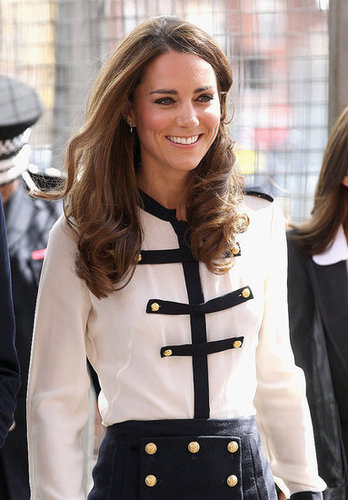 We love the gold statement details of her military-inspired Alexander McQueen blouse-skirt combo.
We love the gold statement details of her military-inspired Alexander McQueen blouse-skirt combo.