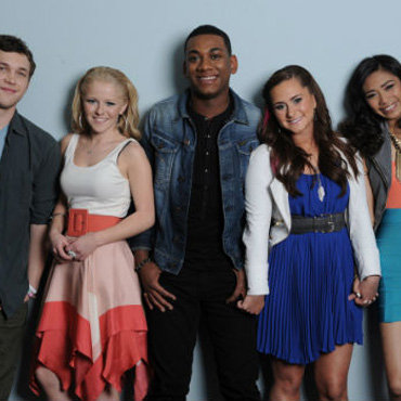 American Idol Top 5 Perform
