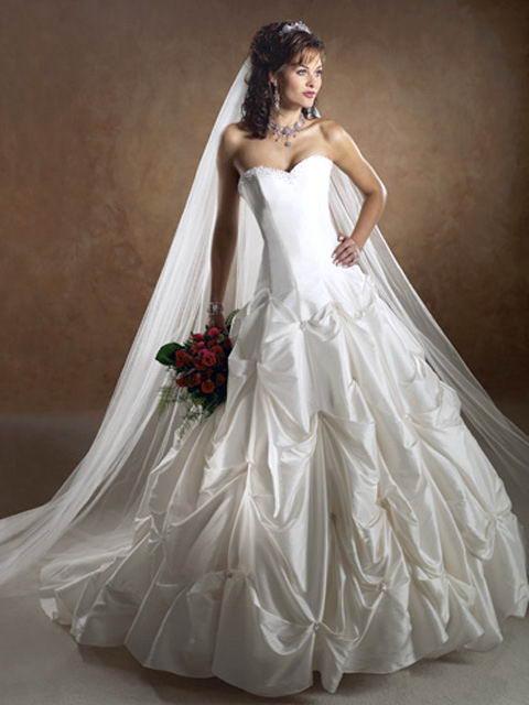 Wedding Dresses 2010