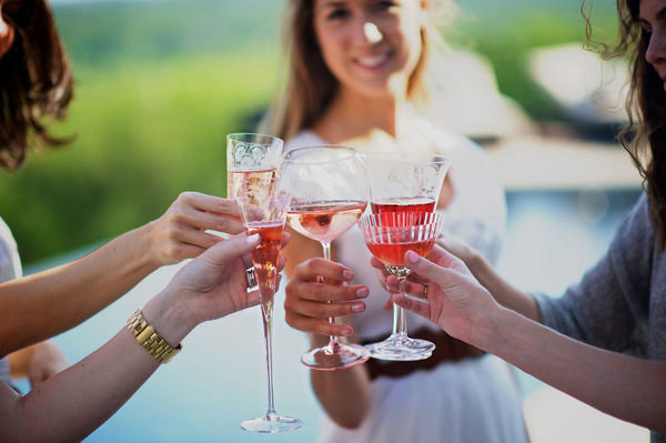 Choose a Budget-Friendly Bachelorette Party Location Choose a Budget-Friendly Bachelorette Party Location