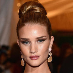 Rosie Huntington-Whiteley's Beauty Look at the 2012 Met Costume Institute Gala Rosie Huntington-Whiteley's Beauty Look at the 2012 Met Costume Institute Gala