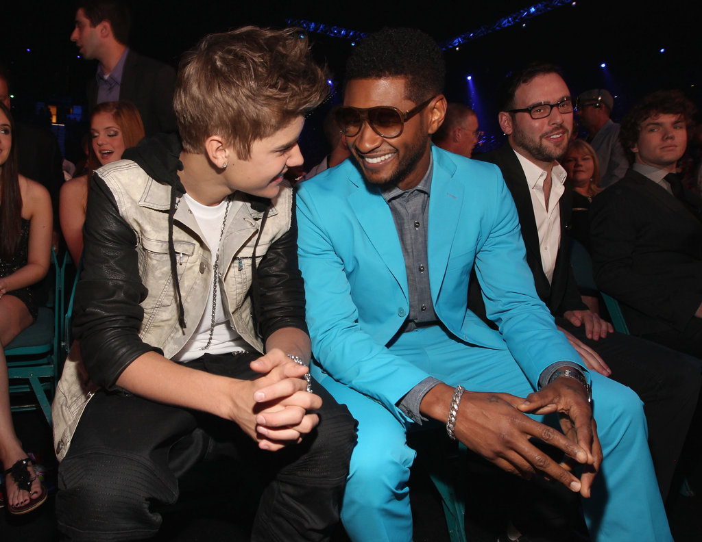 Justin Bieber and Usher had a bonding moment at the Billboard Music Awards in May 2012.
Justin Bieber and Usher had a bonding moment at the Billboard Music Awards in May 2012.