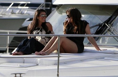 Kim and Khloe Kardashian took a stylish boat ride while visiting Sydney, Australia in 2008.
Kim and Khloe Kardashian took a stylish boat ride while visiting Sydney, Australia in 2008.