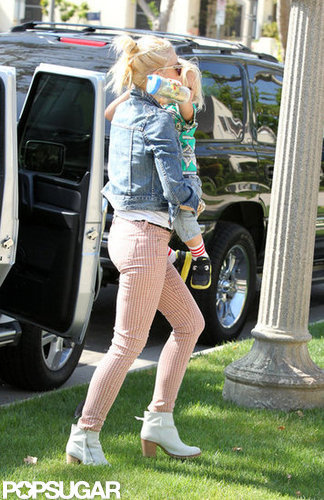 Gwen Stefani with her family on Mother's Day.
Gwen Stefani with her family on Mother's Day.