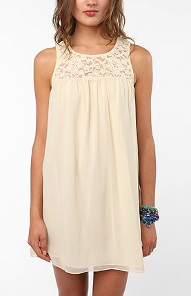 Pins and Needles Lace Yoke Baby Doll Dress ($59)
Pins and Needles Lace Yoke Baby Doll Dress ($59)
