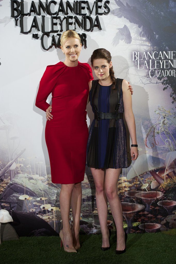 Kristen Stewart and Charlize Theron embraced for the Snow White and the Huntsman photocall in Madrid. Kristen Stewart and Charlize Theron embraced for the Snow White and the Huntsman photocall in Madrid.