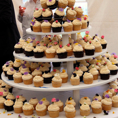 Fit's sharing tips on how to stay vegan on your big day.
Fit's sharing tips on how to stay vegan on your big day.