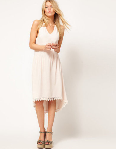 Dial up the statement factor with a pair of printed wedges and a denim vest — then you're on your way.
ASOS Dipped Hem Dress With Crochet Trim ($49)
Dial up the statement factor with a pair of printed wedges and a denim vest — then you're on your way.
ASOS Dipped Hem Dress With Crochet Trim ($49)