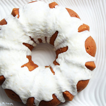 Lemon Buttermilk Bundt Cake