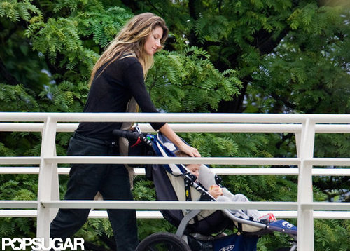 Gisele took Ben to a park in Boston.
Gisele took Ben to a park in Boston.