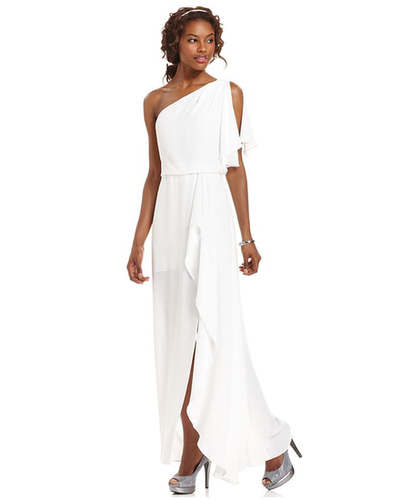 BCBG Max Azria Kendal One-Shoulder Gown ($298)
BCBG Max Azria Kendal One-Shoulder Gown ($298)