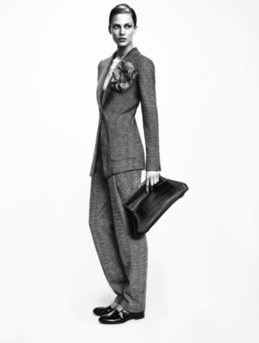 Giorgio Armani's Fall '12 ads capture the essence of menswear-inspired elegance.
Giorgio Armani's Fall '12 ads capture the essence of menswear-inspired elegance.
