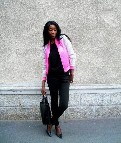 http://stylesbyassitan.blogspot.fr/2012/06/blouson-teddy-rose.html