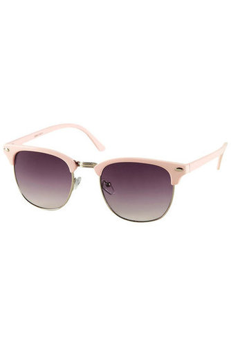 The pastel pink on these shades gives them a sweetly-girlie and retro vibe to pair with sundresses.
Topshop Pastel Sunglasses ($32)
The pastel pink on these shades gives them a sweetly-girlie and retro vibe to pair with sundresses.
Topshop Pastel Sunglasses ($32)