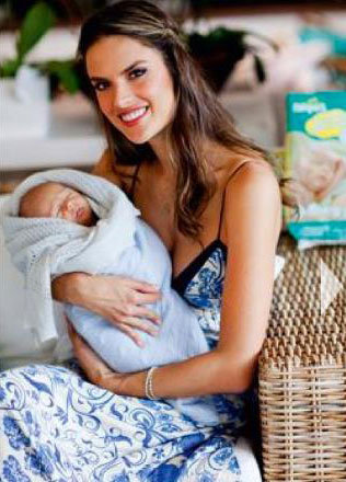 Source: Facebook user Alessandra Ambrosio
Source: Facebook user Alessandra Ambrosio