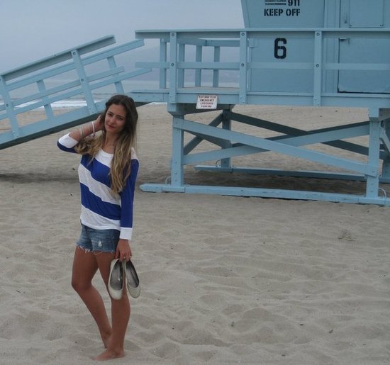 Stripe Forever 21 Shirt. 4th of July Outfit Inspiration. 4th of July fashion. What to wear on the 4th of July Stripe Forever 21 Shirt. 4th of July Outfit Inspiration. 4th of July fashion. What to wear on the 4th of July