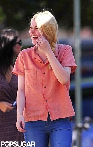 Elizabeth Olsen and Dakota Fanning Report For a Very Good Day at Work Elizabeth Olsen and Dakota Fanning Report For a Very Good Day at Work