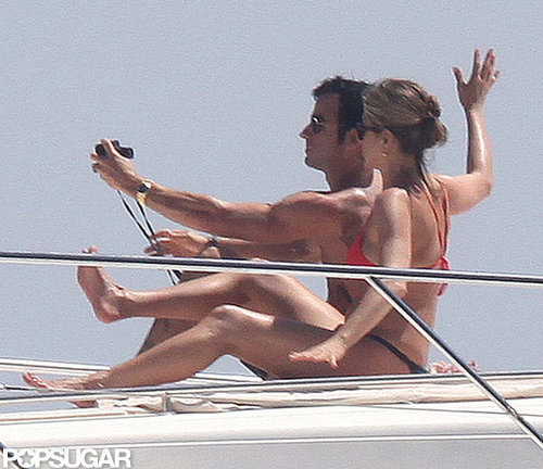 Jennifer Aniston Flaunts Bikini Body and Shows PDA With Shirtless Justin Jennifer Aniston Flaunts Bikini Body and Shows PDA With Shirtless Justin
