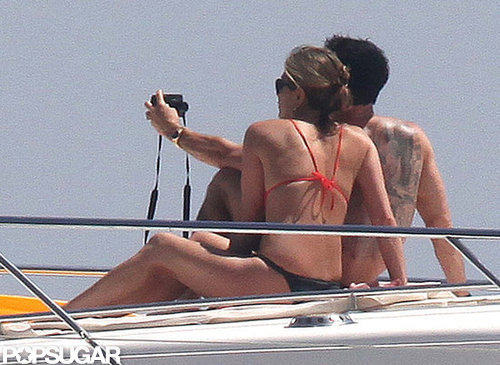 Jennifer Aniston Flaunts Bikini Body and Shows PDA With Shirtless Justin Jennifer Aniston Flaunts Bikini Body and Shows PDA With Shirtless Justin