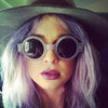 Kelly Osbourne's Purple Hair and Matching Sunglasses