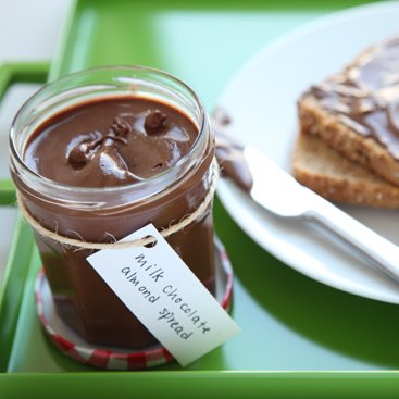 Milk Chocolate Almond Spread Milk Chocolate Almond Spread