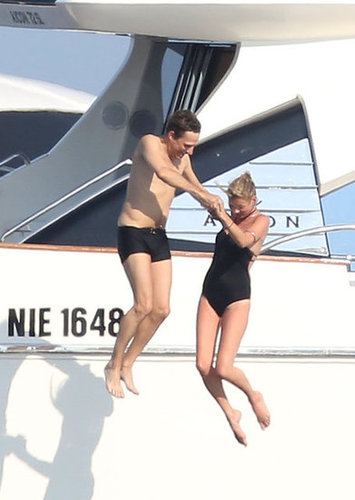 Kate Moss and Jamie Hince took a dive together off a yacht during a vacation in the Mediterranean in July 2012.
Kate Moss and Jamie Hince took a dive together off a yacht during a vacation in the Mediterranean in July 2012.