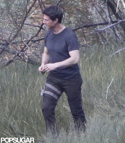 Tom Cruise jogged on the Oblivion set in CA.
Tom Cruise jogged on the Oblivion set in CA.