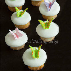 Butterfly Lavender Cupcakes, Two Kind of Techniques