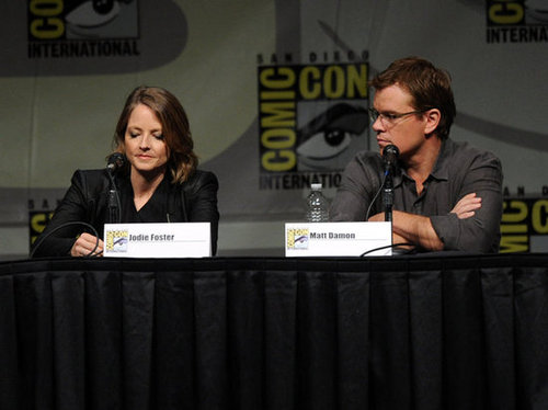 Matt Damon talked with Jodie Foster.
Matt Damon talked with Jodie Foster.