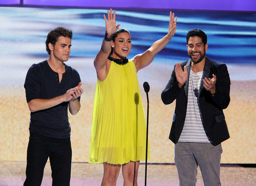 Robert, Kristen, and Selena's Birthday: Teen Choice Awards Highlights! Robert, Kristen, and Selena's Birthday: Teen Choice Awards Highlights!