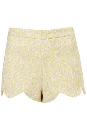 Maximum polish, minimum effort! See what happens when you throw these on with a white button-down and loafers.
Topshop Co-Ord Scallop Edge Shorts ($76)
Maximum polish, minimum effort! See what happens when you throw these on with a white button-down and loafers.
Topshop Co-Ord Scallop Edge Shorts ($76)