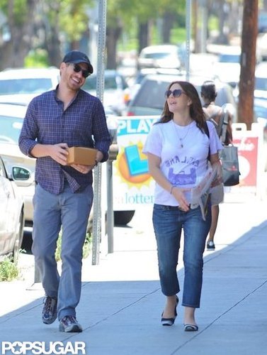 A Very Pregnant Drew Barrymore and Husband Will Share a Laugh in LA A Very Pregnant Drew Barrymore and Husband Will Share a Laugh in LA