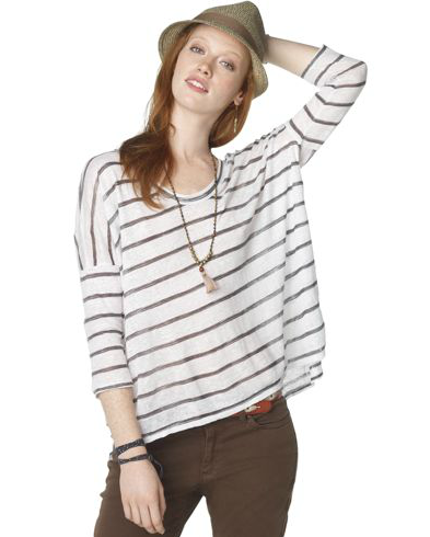 The slouchy fit on this dolman-style top lends itself perfectly to lazy days with boyfriend jeans, though we love the idea of tucking it into a sharp pencil skirt at the office.
Club Monaco Tilda Striped Linen Top ($70)
The slouchy fit on this dolman-style top lends itself perfectly to lazy days with boyfriend jeans, though we love the idea of tucking it into a sharp pencil skirt at the office.
Club Monaco Tilda Striped Linen Top ($70)