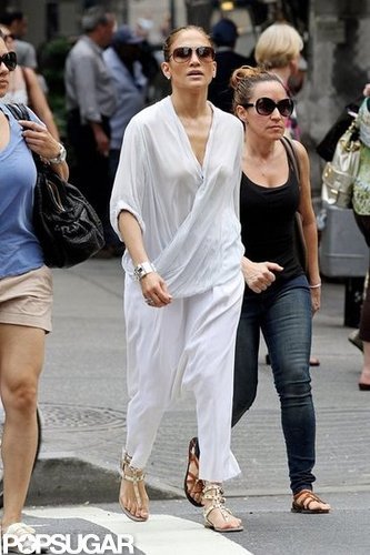 Jennifer Lopez hit the streets in NYC.
Jennifer Lopez hit the streets in NYC.