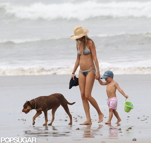 Pregnant Gisele Debuts Bump in a Bikini! Pregnant Gisele Debuts Bump in a Bikini!