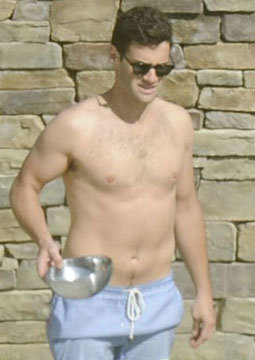 Justin Bartha Justin Bartha