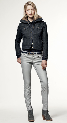 Gap Shows Off Rustic, Cozy Layers For Its Holiday Collection Gap Shows Off Rustic, Cozy Layers For Its Holiday Collection