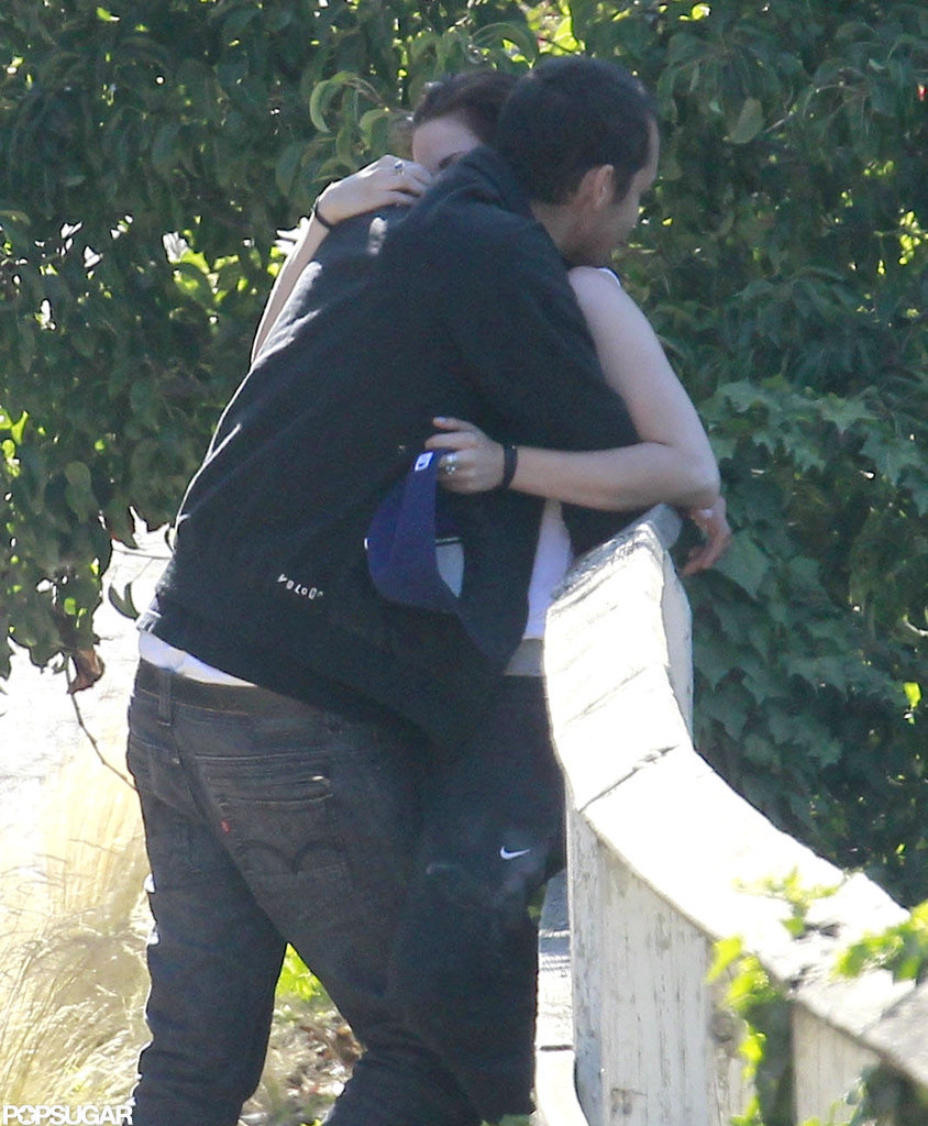 Kristen Stewart And Rupert Sanders Kissing Pictures Popsugar Celebrity 