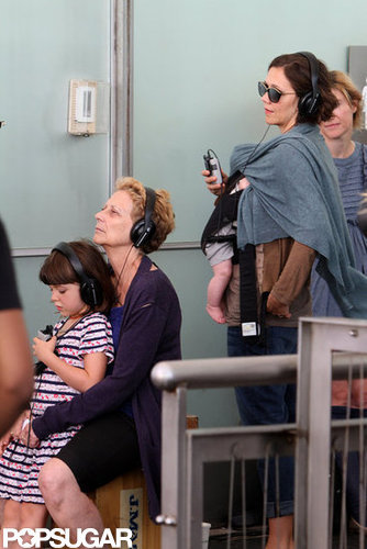 A First Look at Maggie Gyllenhaal and Peter Sarsgaard's Daughter Gloria! A First Look at Maggie Gyllenhaal and Peter Sarsgaard's Daughter Gloria!