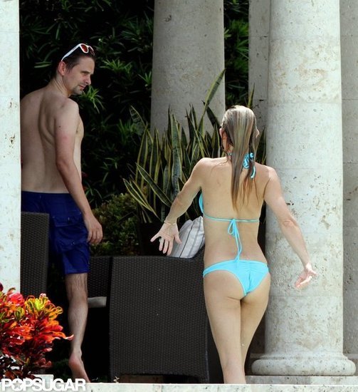 Shirtless Matthew Bellamy vacationed in Miami with Kate Hudson.
Shirtless Matthew Bellamy vacationed in Miami with Kate Hudson.