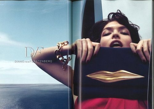 Arizona Muse poses with Diane von Furstenberg's lip-embossed clutch.
Arizona Muse poses with Diane von Furstenberg's lip-embossed clutch.
