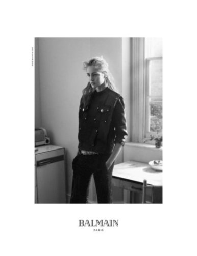 Photographer David Sims shot the Balmain Fall '12 campaign.
Photographer David Sims shot the Balmain Fall '12 campaign.