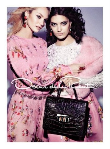 Pretty pretty pinks juxtaposed against luxe furs and textured totes, all in the mix at Oscar de la Renta.
Pretty pretty pinks juxtaposed against luxe furs and textured totes, all in the mix at Oscar de la Renta.