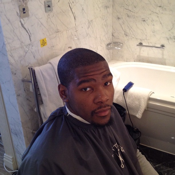 Kevin Durant Got A Hair Cut Prior To A Game That s A Wrap All The