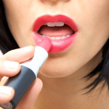 How to Fake Full Lips