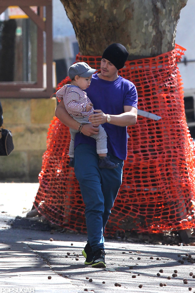 Orlando Bloom and Flynn wore hats. Orlando Bloom and Flynn wore hats.